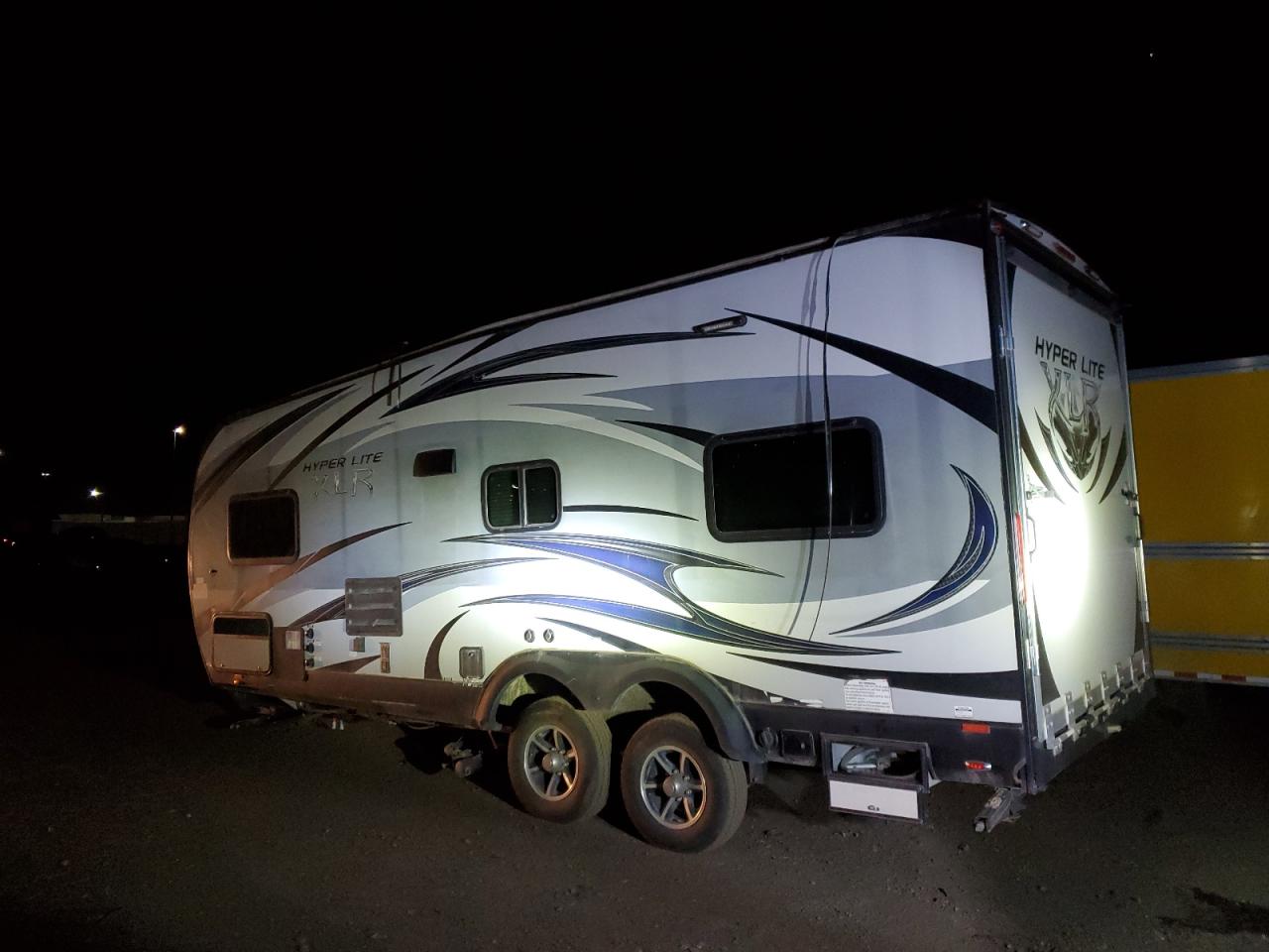 Image 3 of 2017 WILDWOOD HYPERLITE 2017 with VIN 4X4TXLT26HF162452