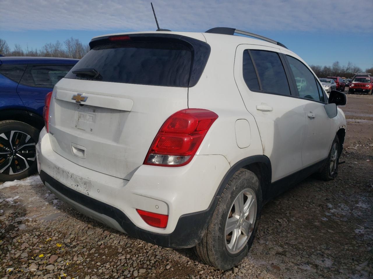 Obraz 3 z 2021 CHEVROLET TRAX 1LT 2021 z VIN KL7CJLSM8MB374018
