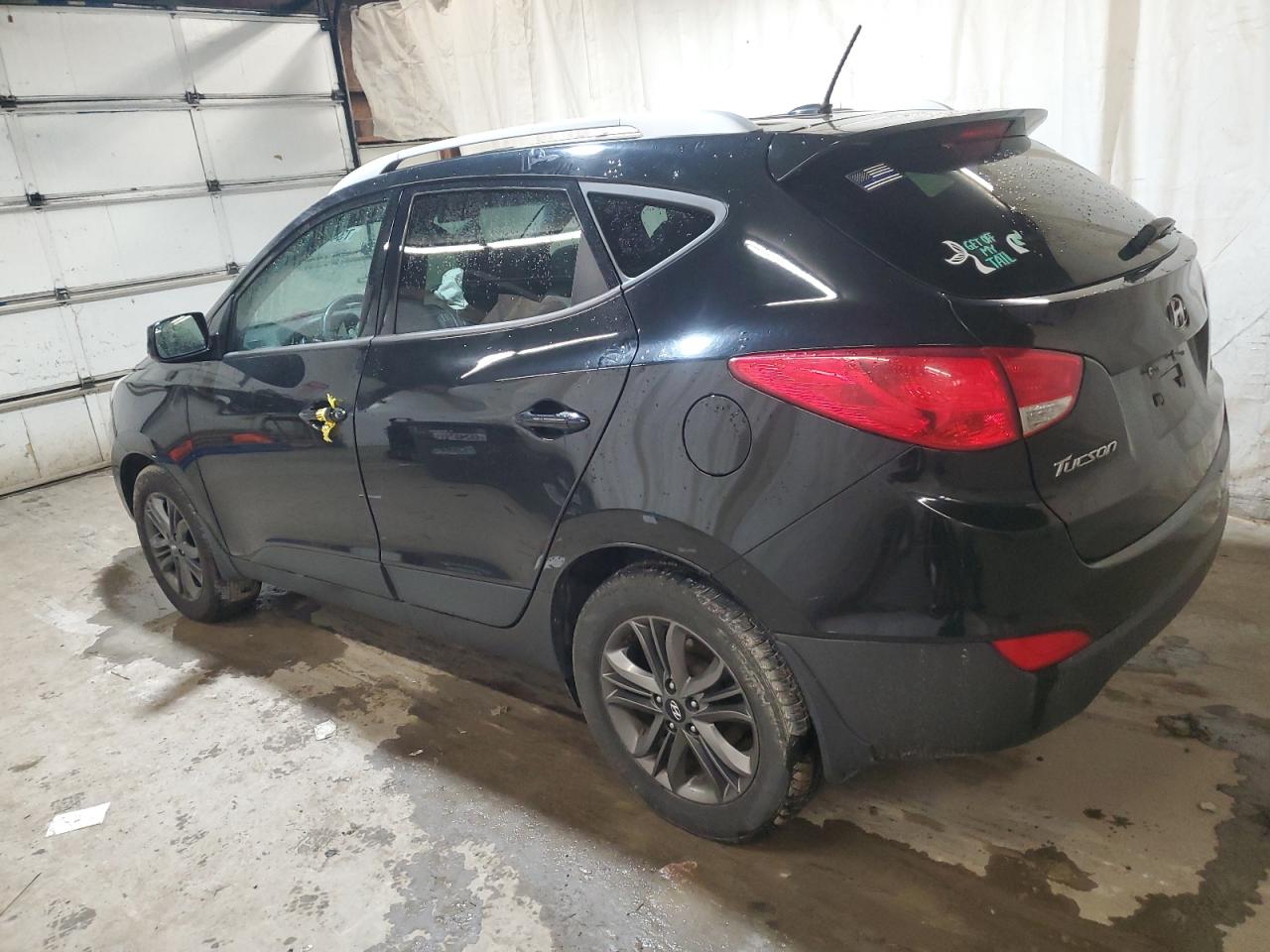 Image 2 of 2015 HYUNDAI TUCSON LIMITED 2015 with VIN KM8JUCAG9FU075105