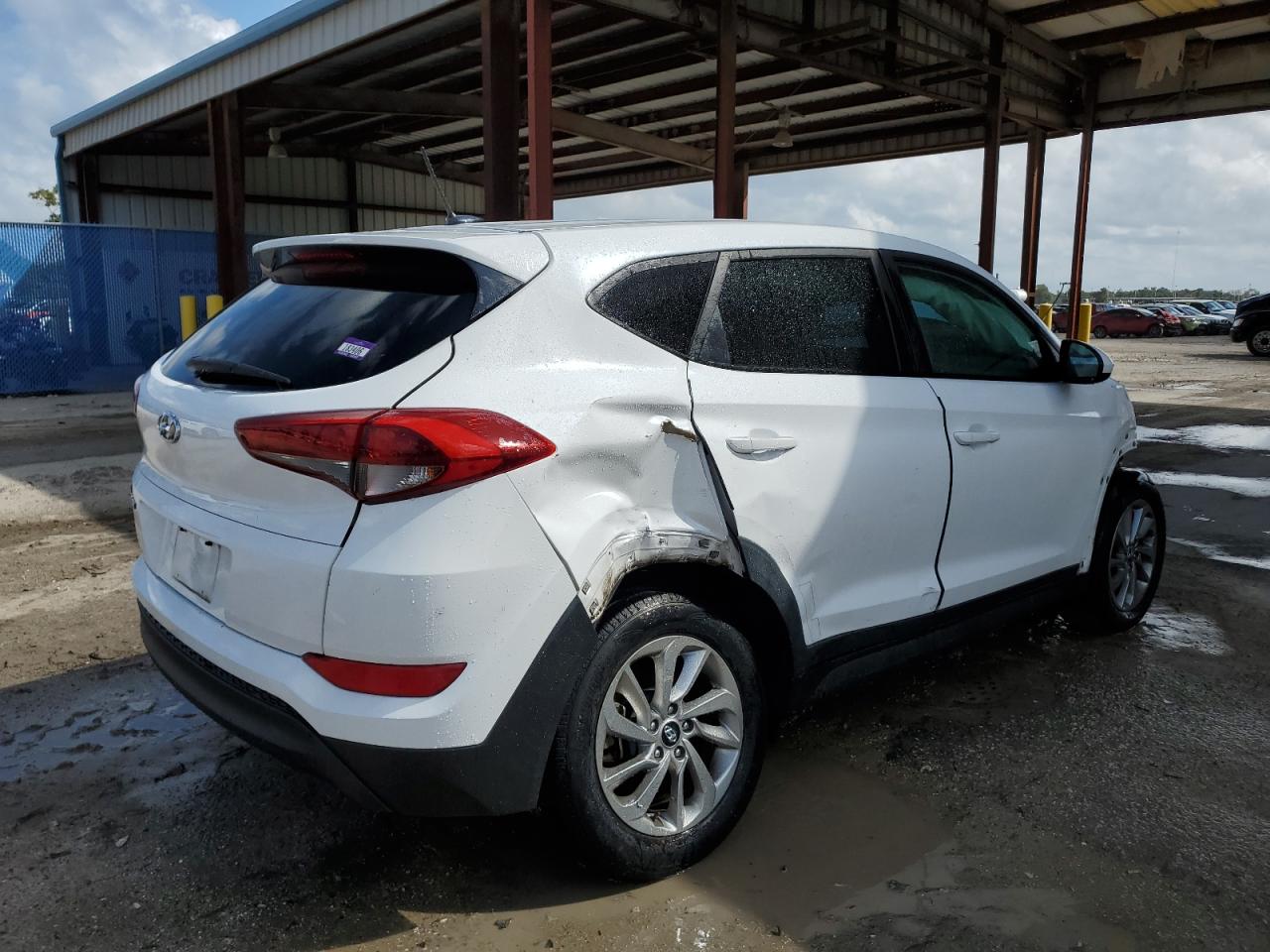 Изображение 3 2016 HYUNDAI TUCSON SE 2016 с VIN KM8J23A49GU150818