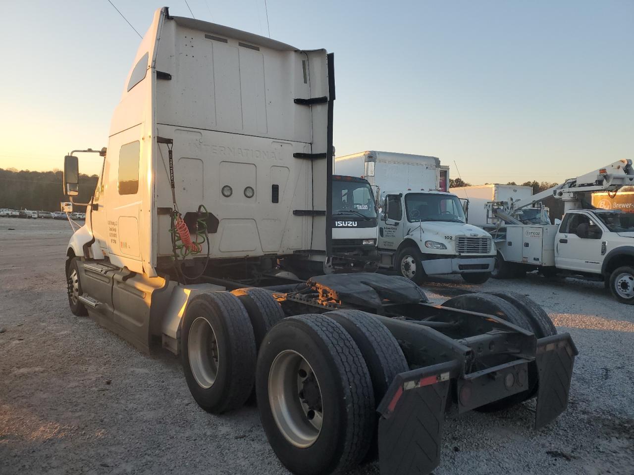 Image 3 of 2016 INTERNATIONAL PROSTAR  2016 with VIN 3HSDJAPR4GN002531