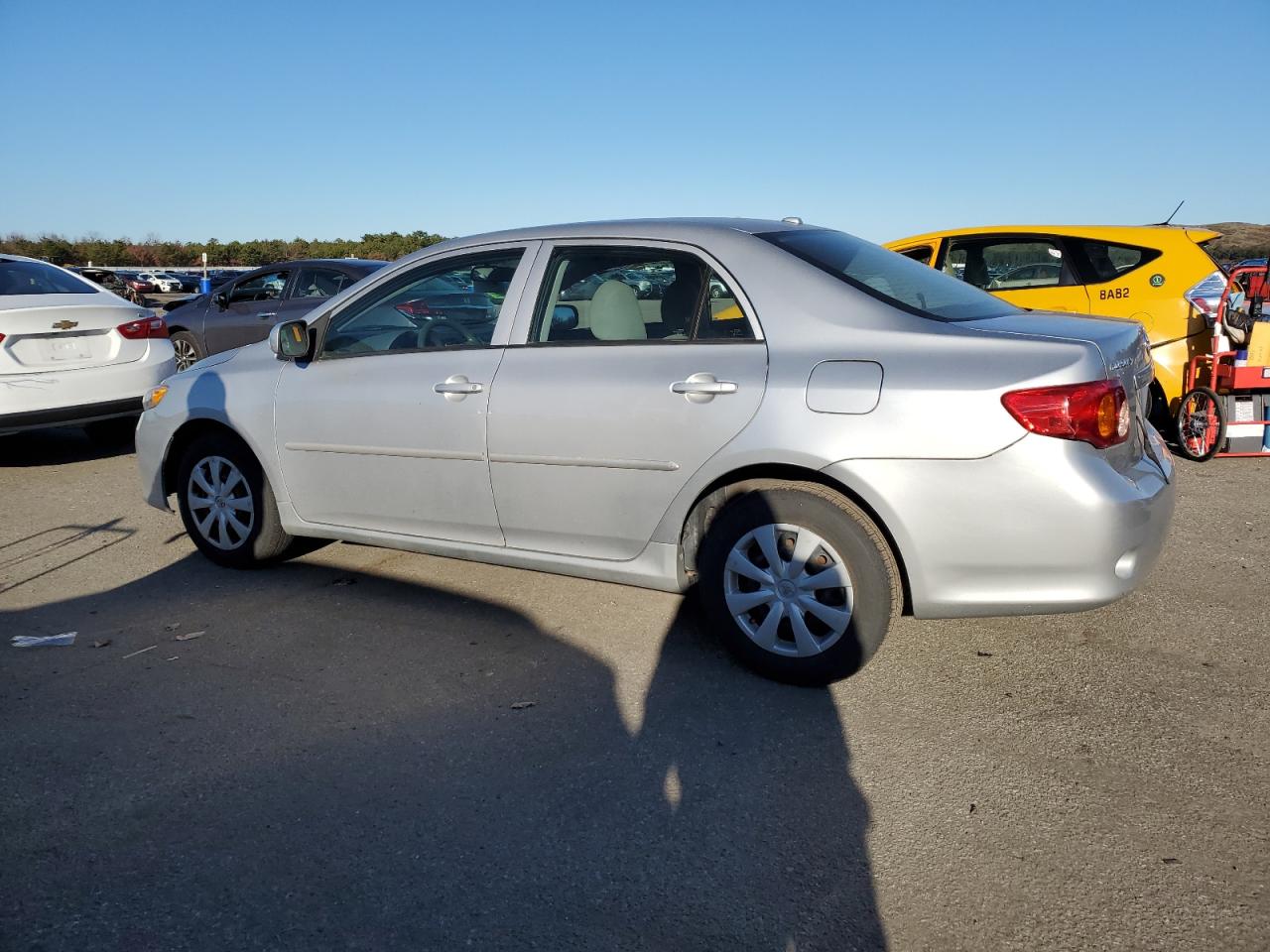 Изображение 2 2010 TOYOTA COROLLA BASE 2010 с VIN 1NXBU4EE5AZ361528