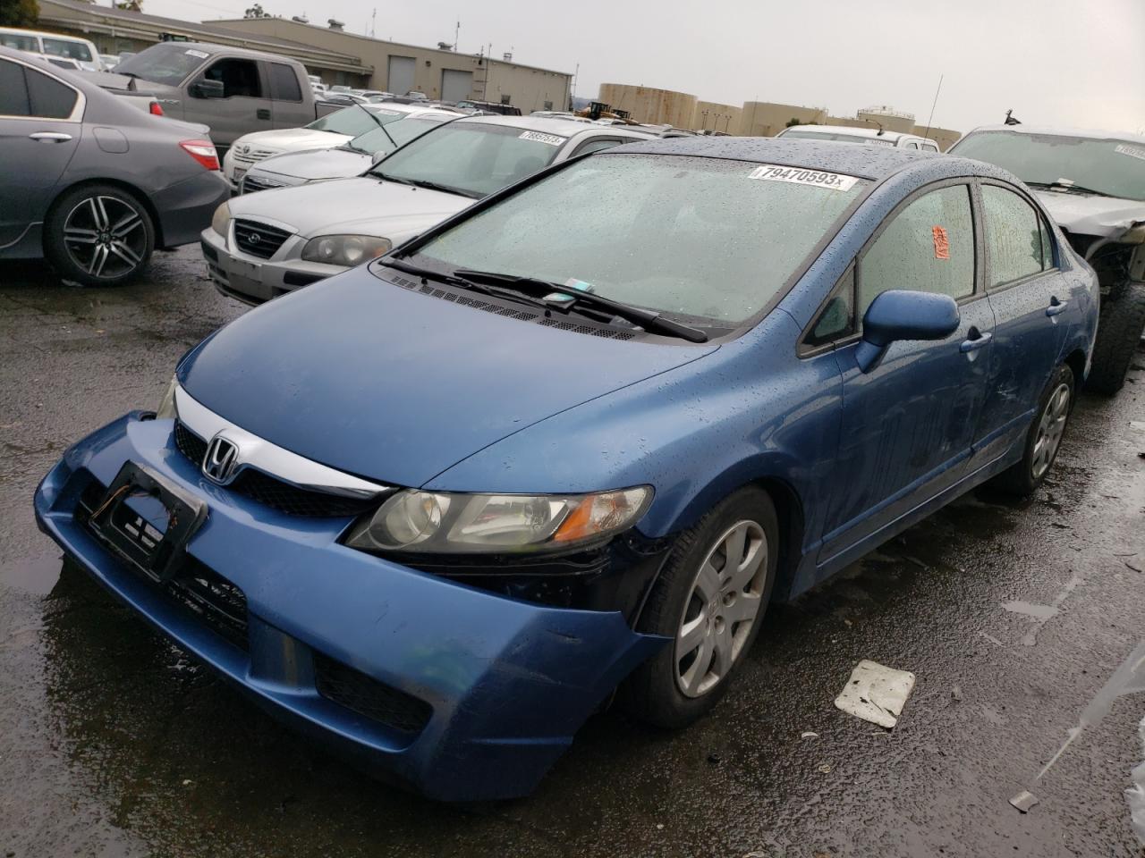 Obraz 1 z 2011 HONDA CIVIC LX 2011 z VIN 2HGFA1F58BH537117