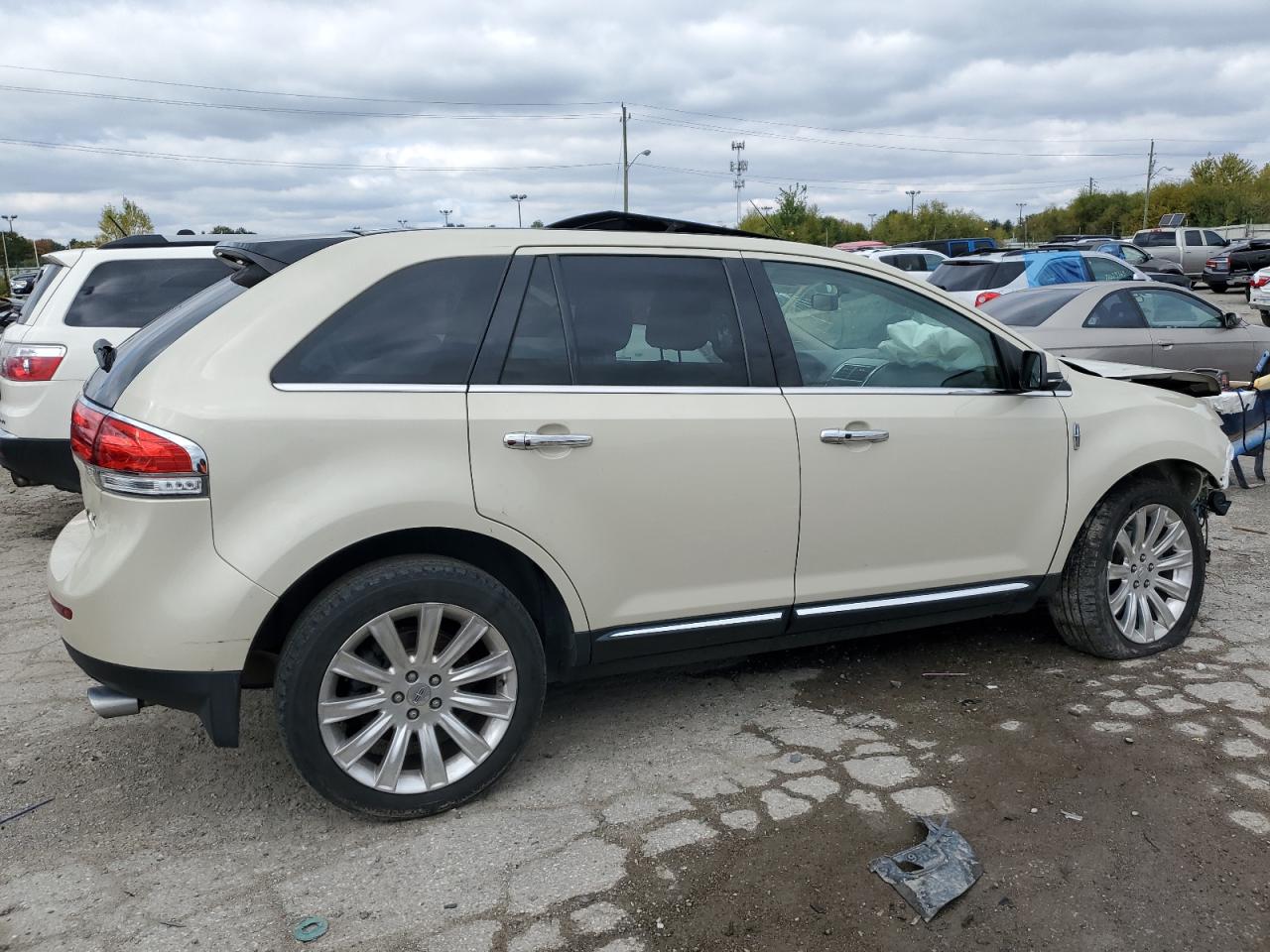 Obraz 3 z 2015 LINCOLN MKX  2015 z VIN 2LMDJ6JKXFBL26770