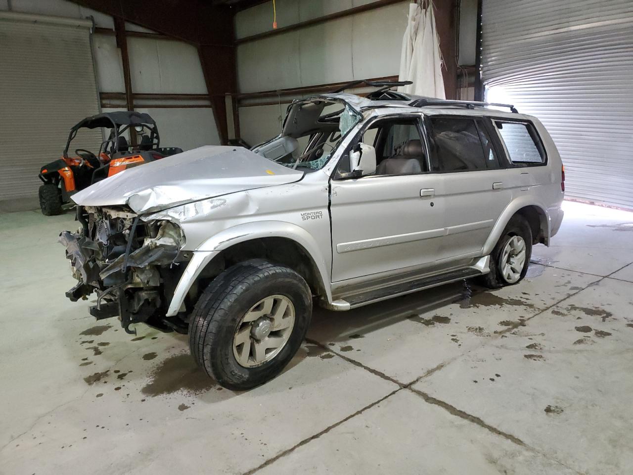 Image 1 of 2002 MITSUBISHI MONTERO SPORT LIMITED 2002 with VIN JA4LS41R82P009299
