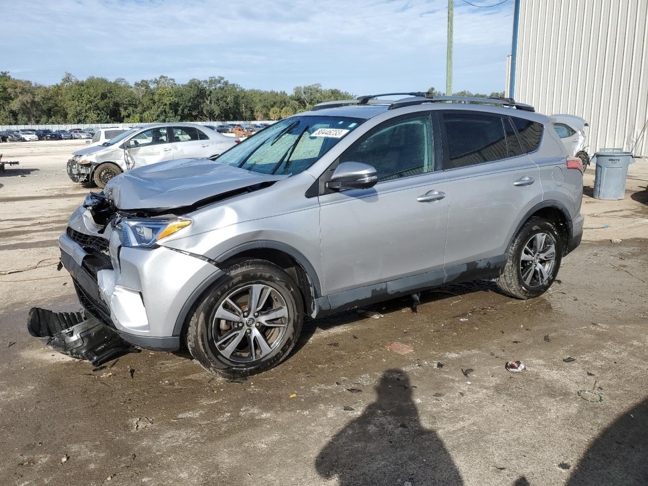Image 1 of 2017 TOYOTA RAV4 XLE 2017 with VIN 2T3WFREV0HW384502
