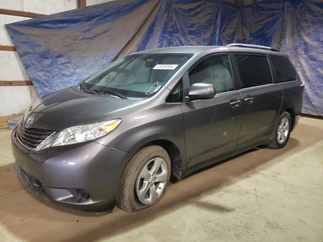 Изображение 2015 TOYOTA SIENNA LE 2015