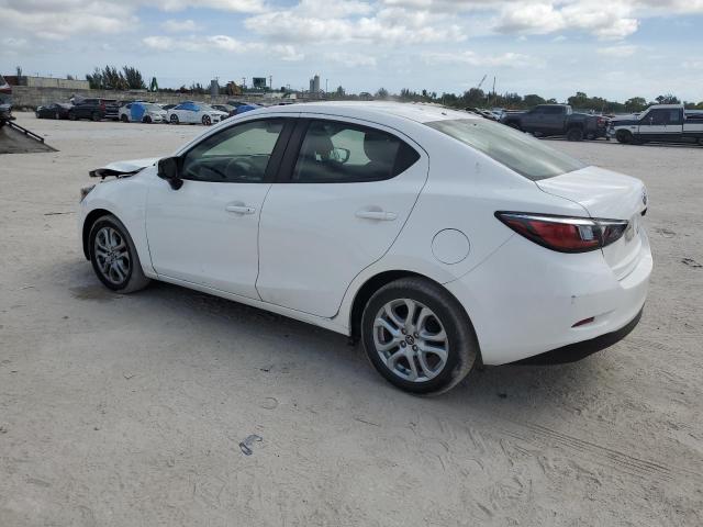 Obraz 2 z 2018 TOYOTA YARIS IA  2018 z VIN 3MYDLBYV4JY309693
