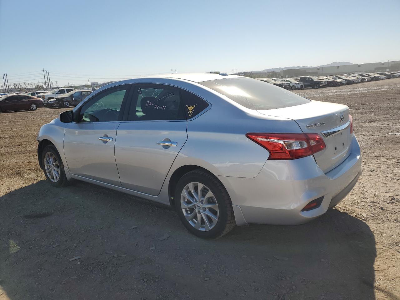 Obraz 2 z 2016 NISSAN SENTRA S 2016 z VIN 3N1AB7AP2GY338697