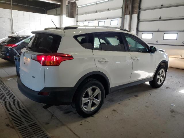 Image 3 of 2015 TOYOTA RAV4 XLE 2015 with VIN 2T3WFREV8FW231119