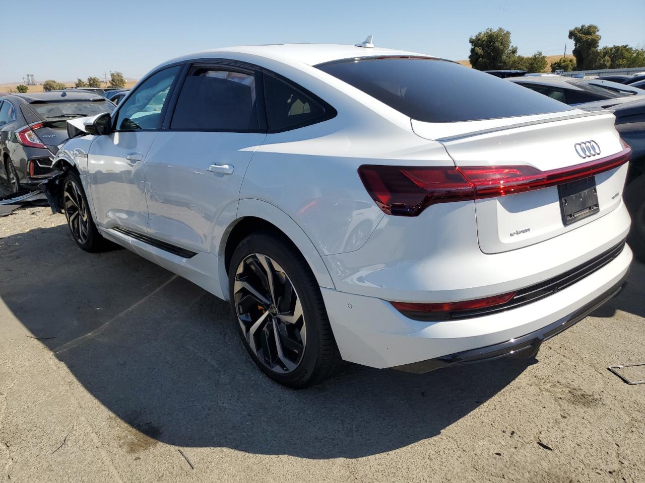 Image 2 of 2022 AUDI E-TRON SPORTBACK PREMIUM PLUS 2022 with VIN WA12AAGE9NB022047