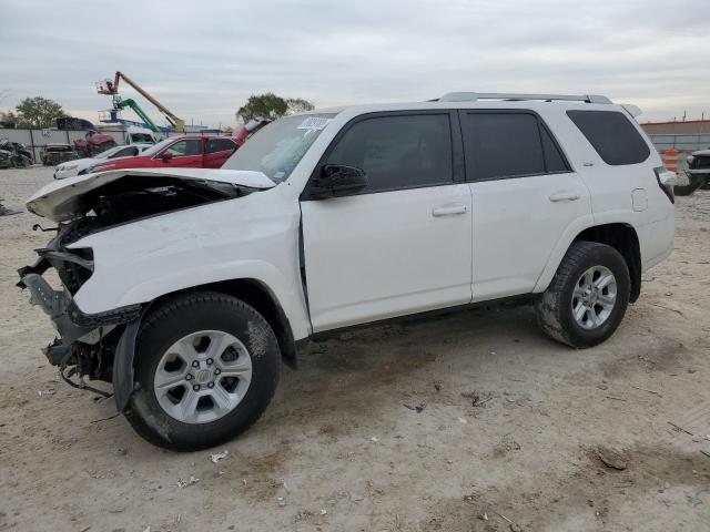 Изображение 1 2017 TOYOTA 4RUNNER SR5 2017 с VIN JTEZU5JR9H5155761
