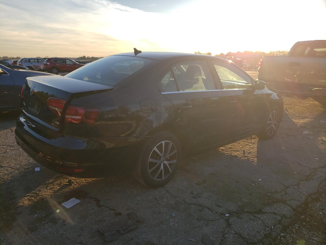 Изображение 3 2017 VOLKSWAGEN JETTA SE 2017 с VIN 3VWDB7AJ0HM337396