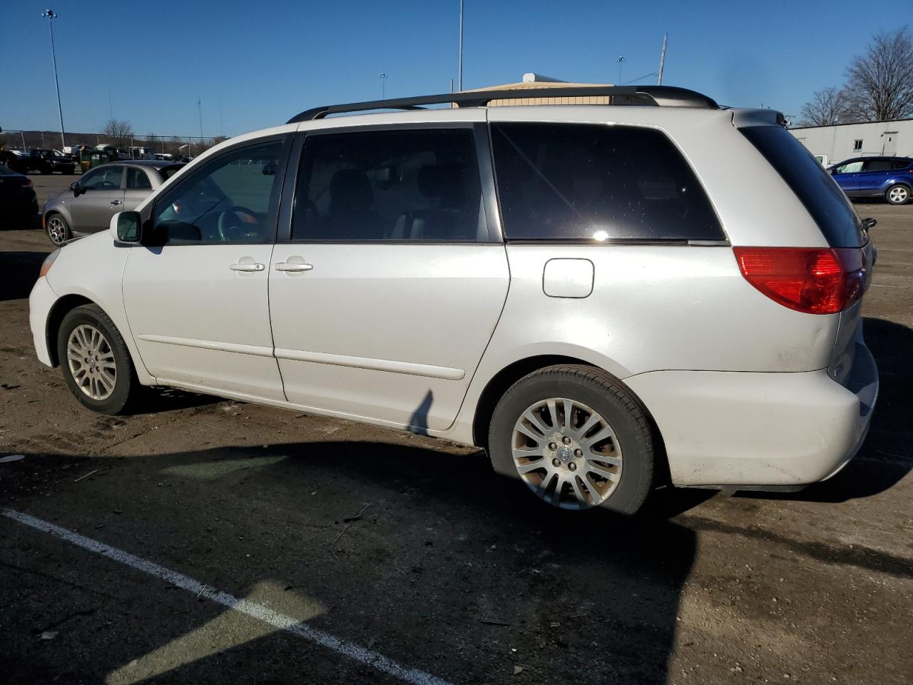 Obraz 2 z 2008 TOYOTA SIENNA XLE 2008 z VIN 5TDZK22C58S117716