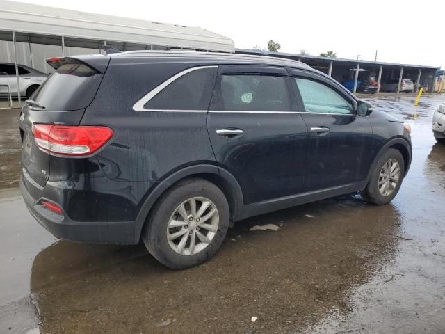 Obraz 3 z 2017 KIA SORENTO LX 2017 z VIN 5XYPG4A52HG229734