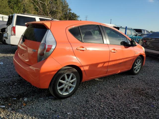 Image 3 of 2013 TOYOTA PRIUS C  2013 with VIN JTDKDTB33D1041759