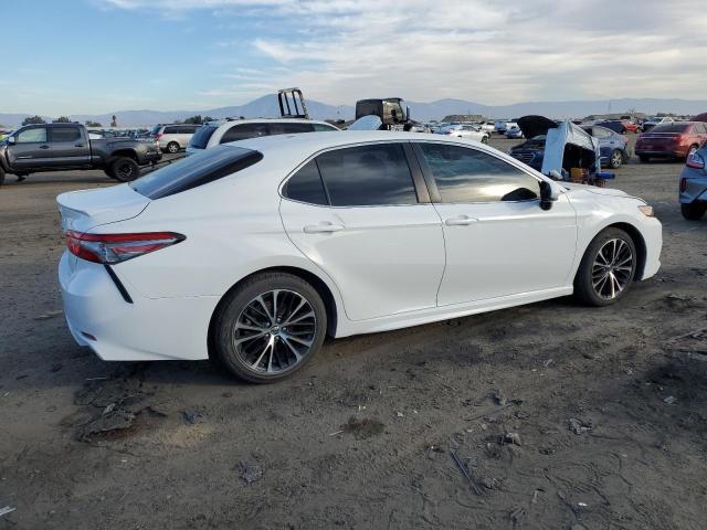 Obraz 3 z 2018 TOYOTA CAMRY L 2018 z VIN JTNB11HK5J3019379