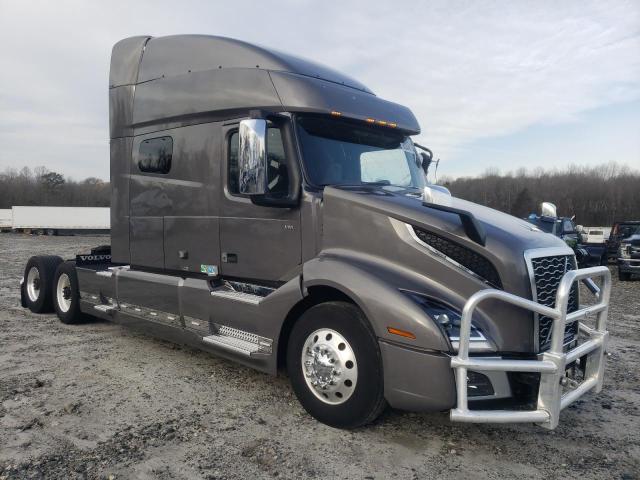 Obraz 1 z 2021 VOLVO VN VNL 2021 z VIN 4V4NC9EJ7MN273985