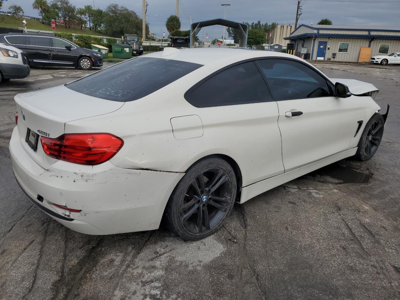 Image 3 of 2014 BMW 428 XI 2014 with VIN WBA3N9C5XEF721924