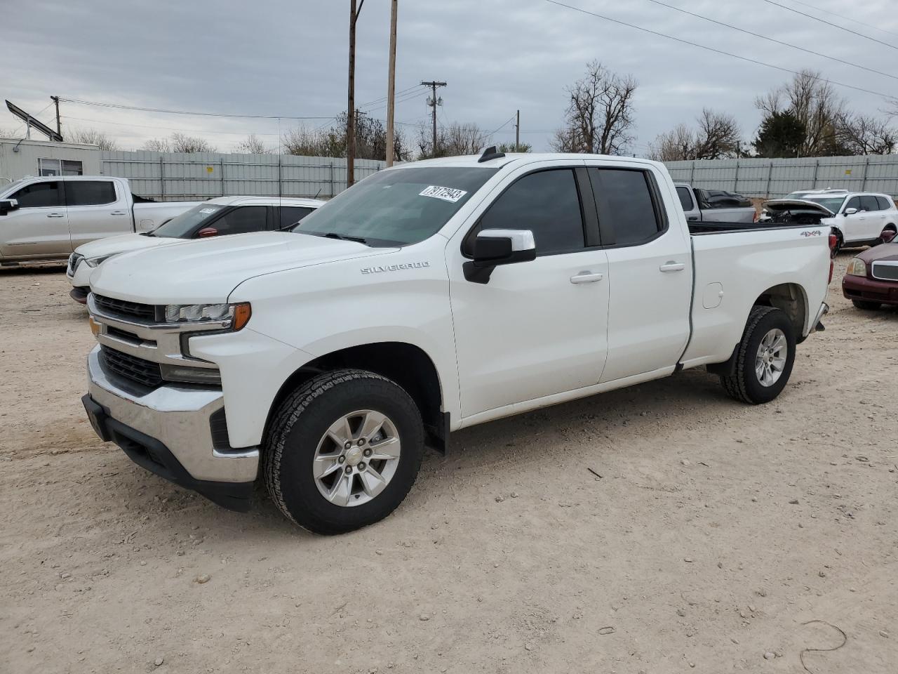 Изображение 1 2020 CHEVROLET SILVERADO K1500 LT 2020 с VIN 1GCRYDED3LZ253364