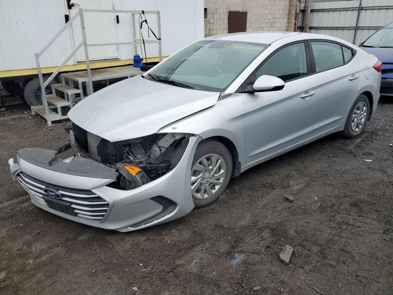 Image 1 of 2018 HYUNDAI ELANTRA SE 2018 with VIN KMHD74LF7JU470343