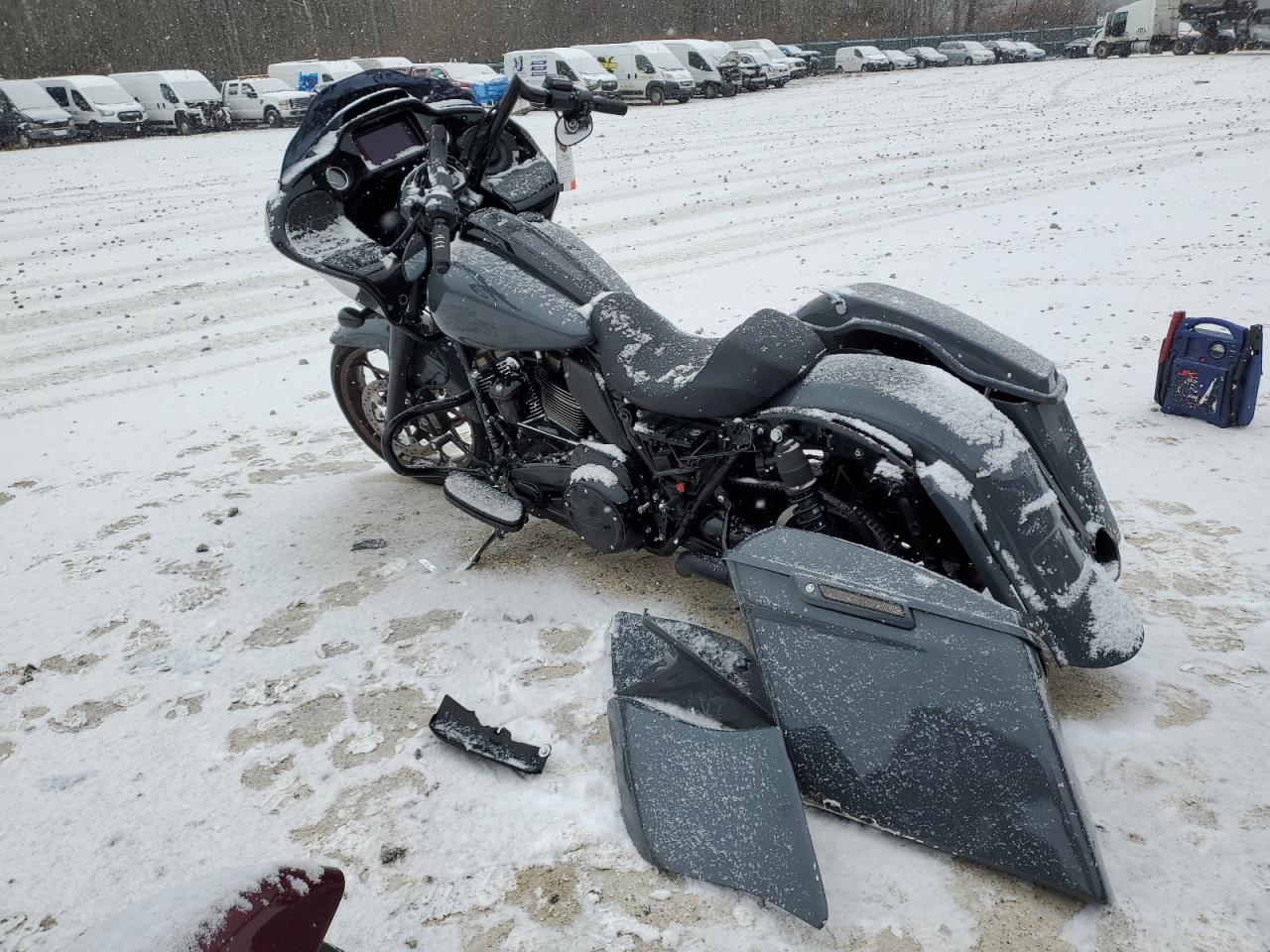 Image 3 of 2022 HARLEY-DAVIDSON FLTRXST  2022 with VIN 1HD1ACL18NB629331