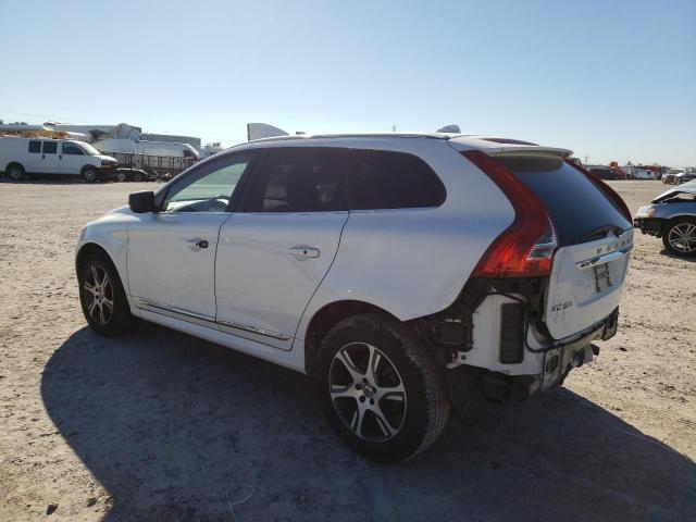 Image 2 of 2015 VOLVO XC60 T6 PREMIER 2015 with VIN YV449MDK1F2704762