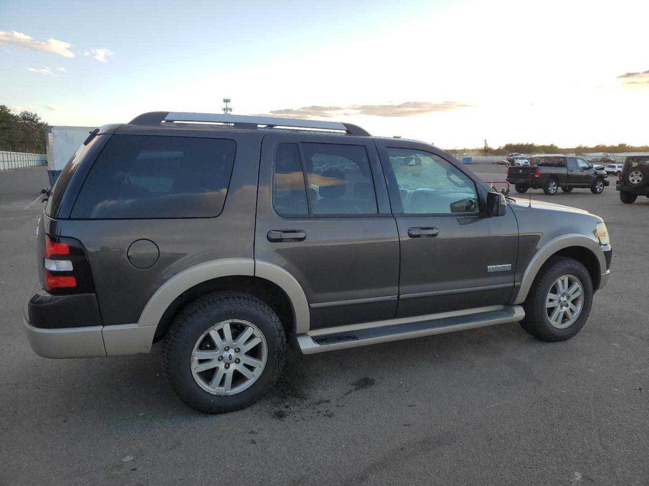 Image 3 of 2007 FORD EXPLORER EDDIE BAUER 2007 with VIN 1FMEU74E87UB58433