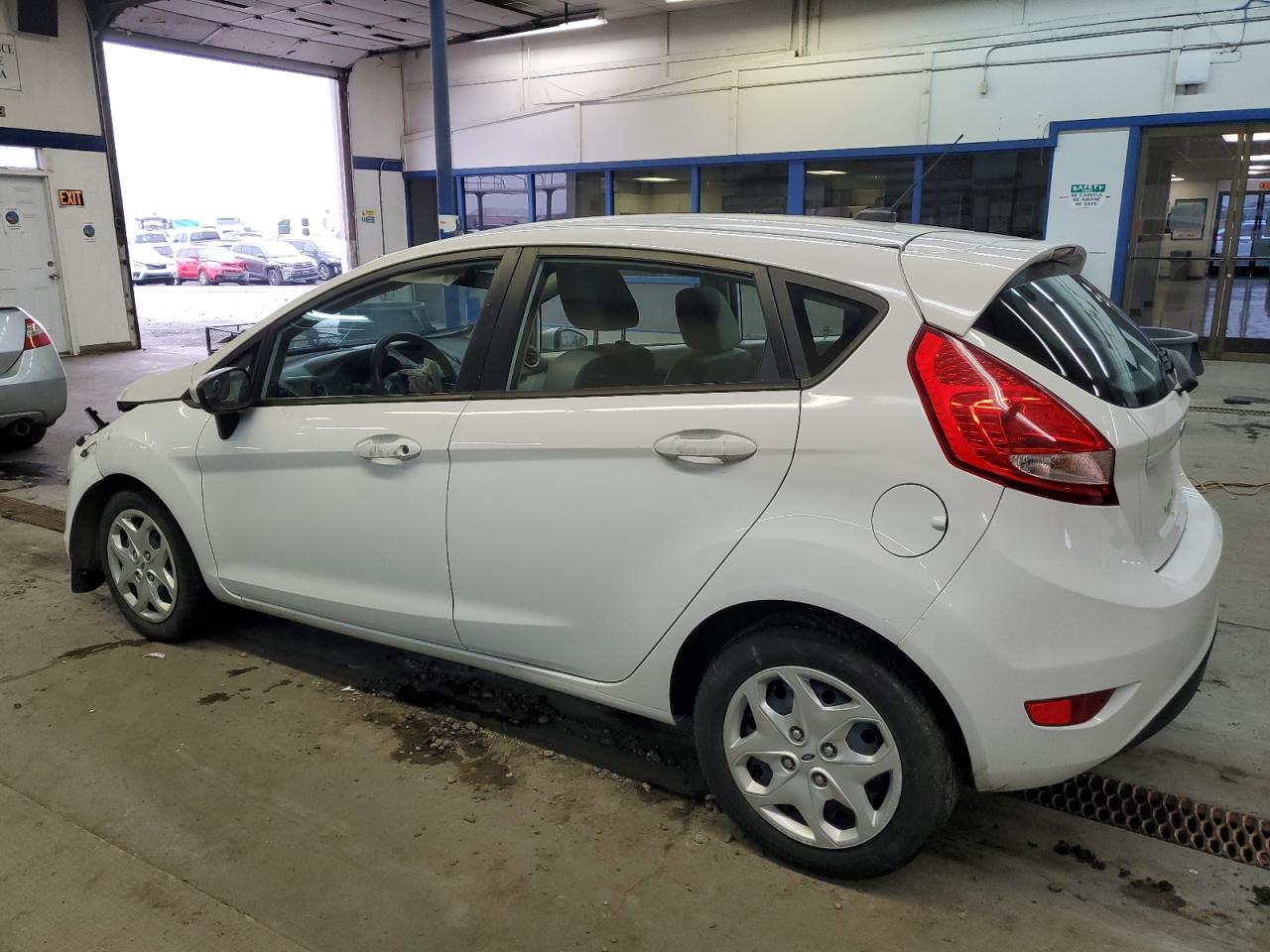 Image 2 of 2013 FORD FIESTA S 2013 with VIN 3FADP4TJ3DM215695