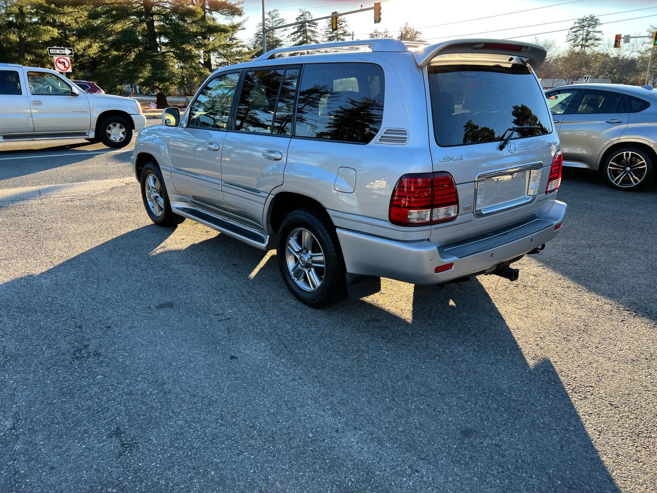 Obraz 3 z 2007 LEXUS LX 470 2007 z VIN JTJHT00W574021795