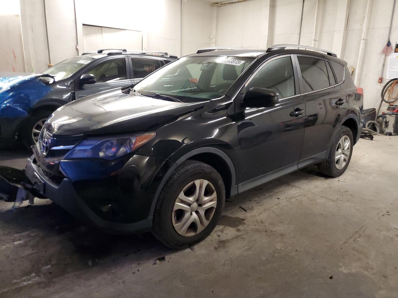 Изображение 1 2015 TOYOTA RAV4 LE 2015 с VIN 2T3BFREV7FW399090