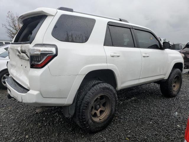 Изображение 3 2022 TOYOTA 4RUNNER SR5/SR5 PREMIUM 2022 с VIN JTENU5JR6N6024730