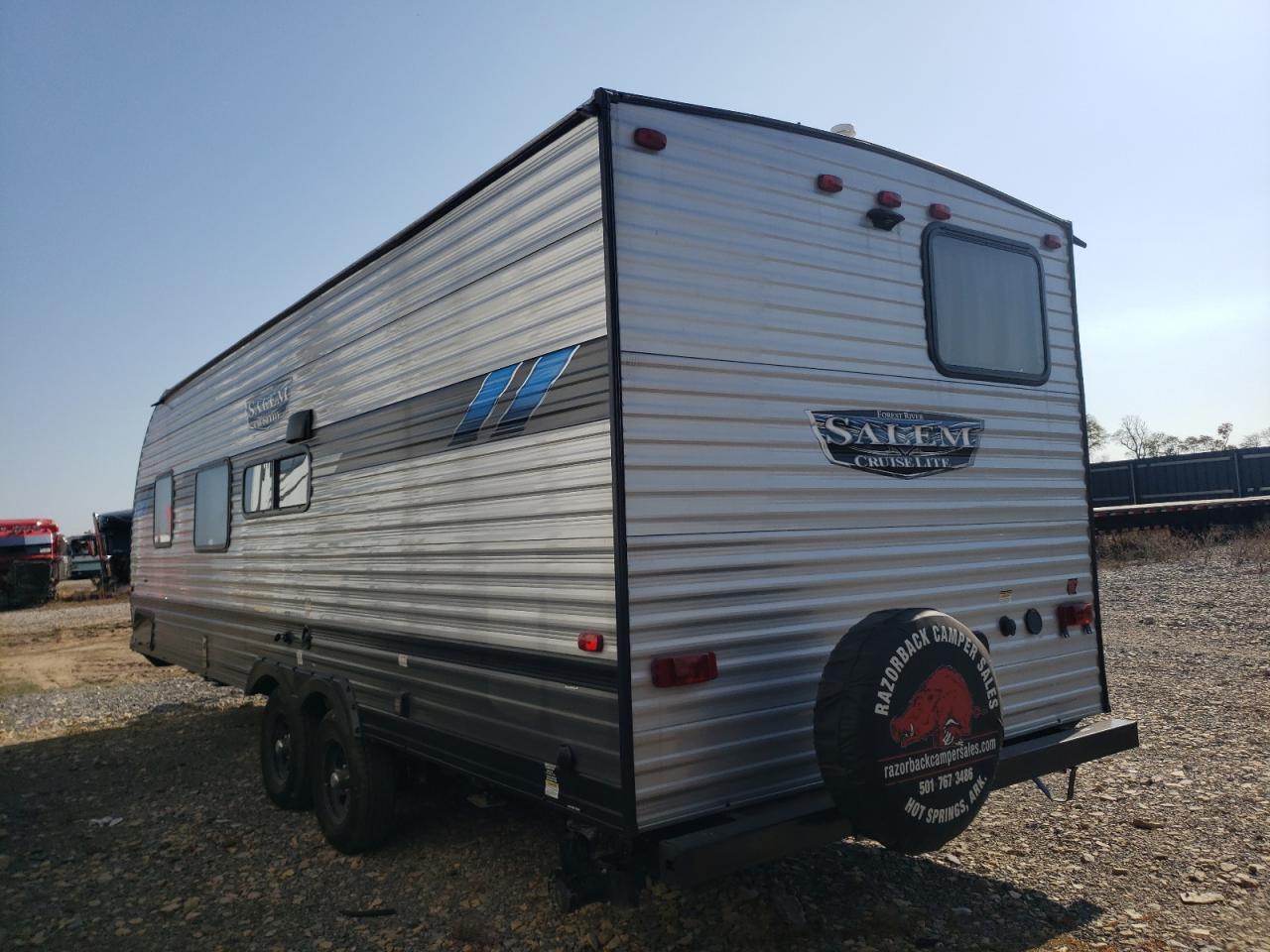 Image 3 of 2022 WILDWOOD SALEM CRUI 2022 with VIN 4X4TSMB24N7428028