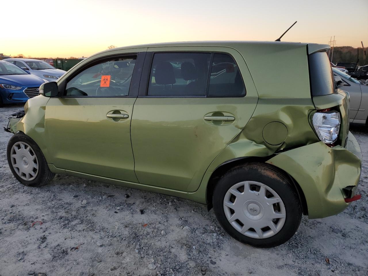 Obraz 2 z 2009 TOYOTA SCION XD  2009 z VIN JTKKU10419J048466