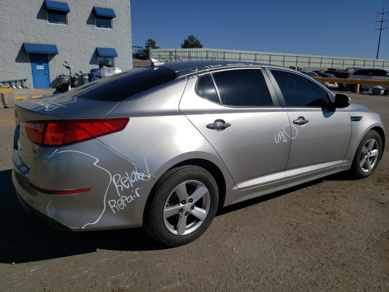 Изображение 3 2015 KIA OPTIMA LX 2015 с VIN 5XXGM4A76FG468991