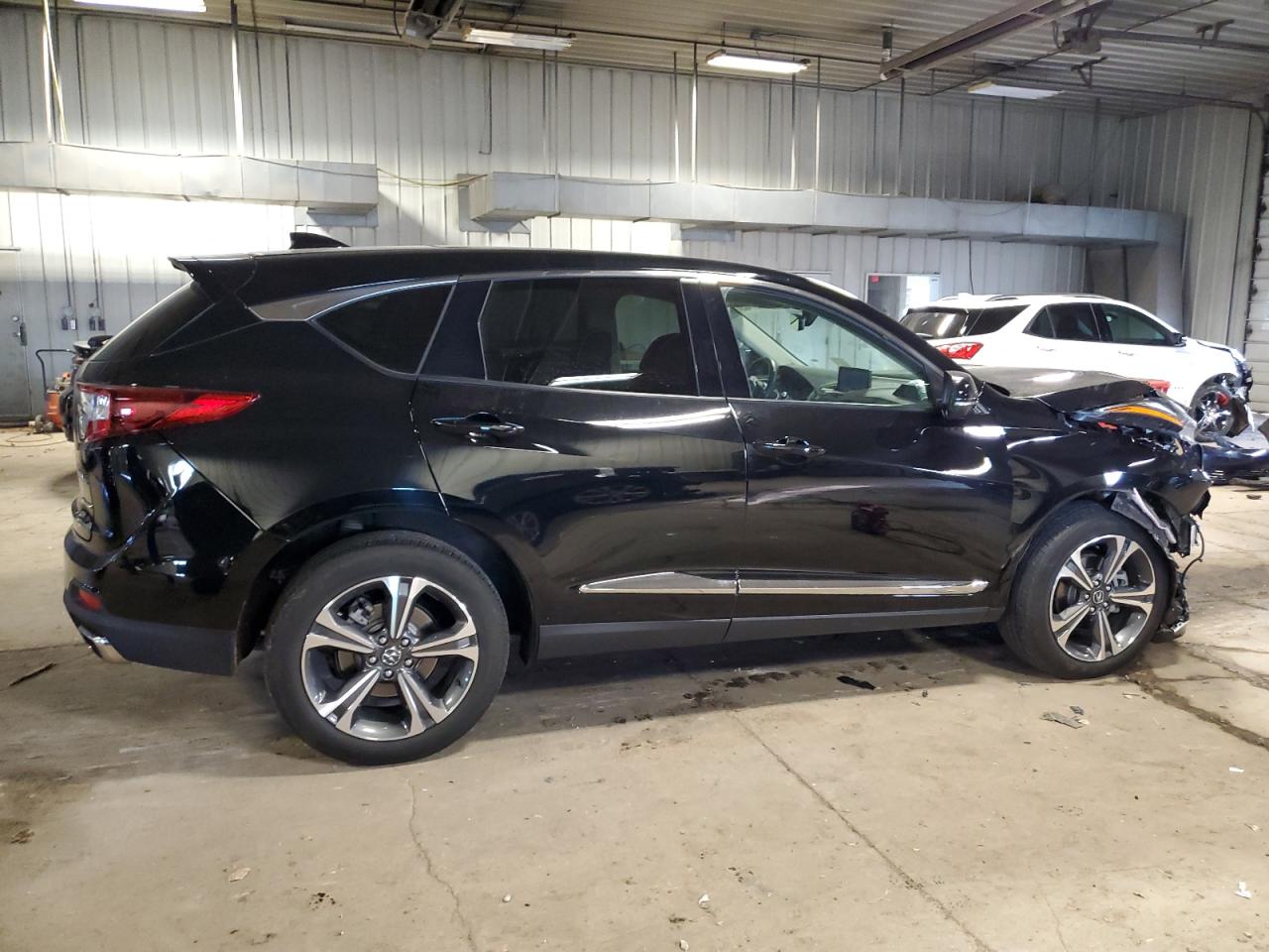 Image 3 of 2022 ACURA RDX ADVANCE 2022 with VIN 5J8TC2H73NL010319
