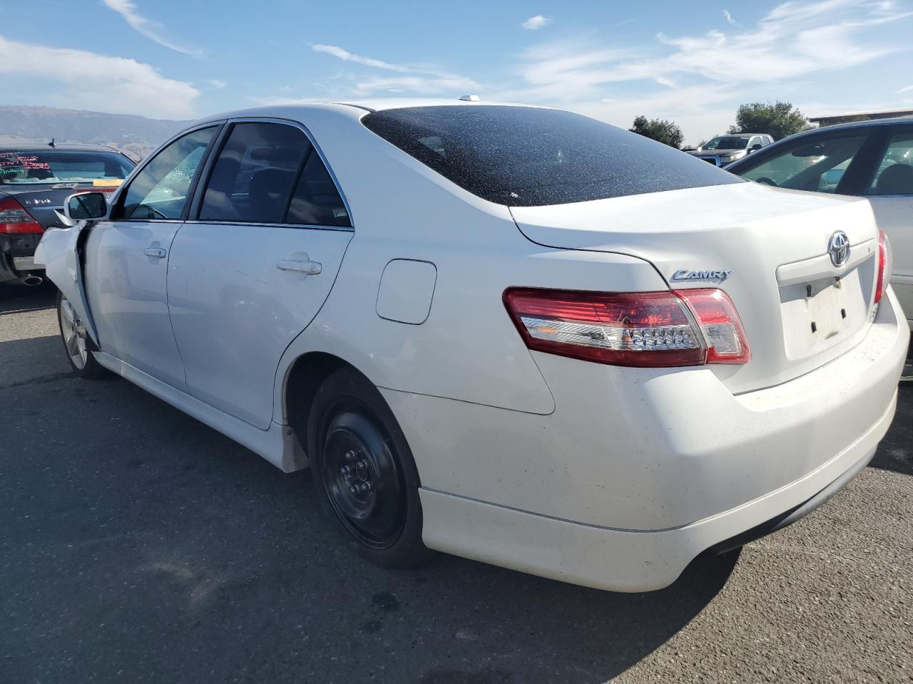 Изображение 2 2010 TOYOTA CAMRY BASE 2010 с VIN 4T1BF3EKXAU560665