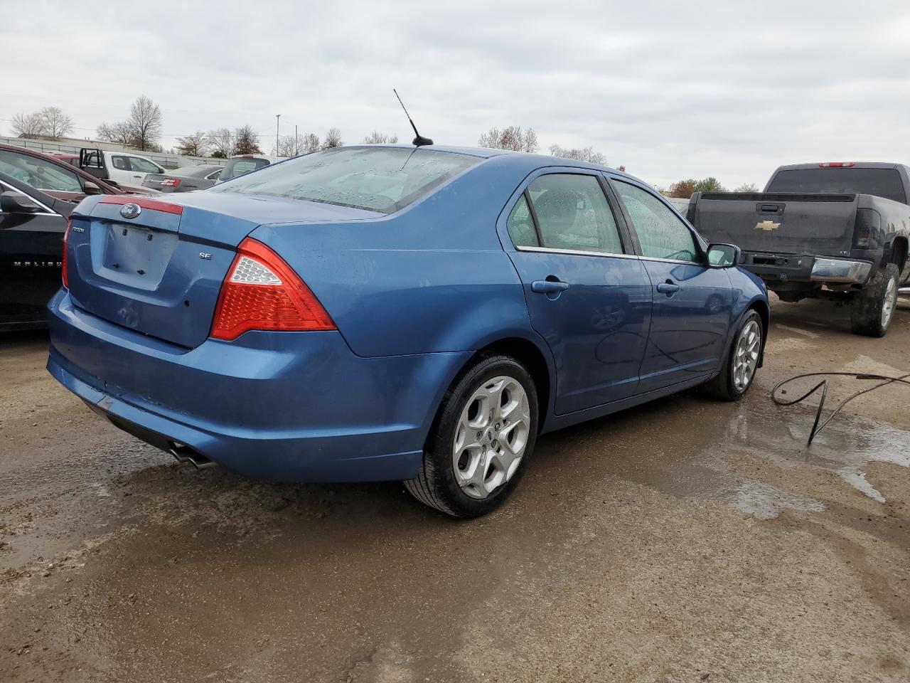 Image 3 of 2010 FORD FUSION SE 2010 with VIN 3FAHP0HA1AR305915