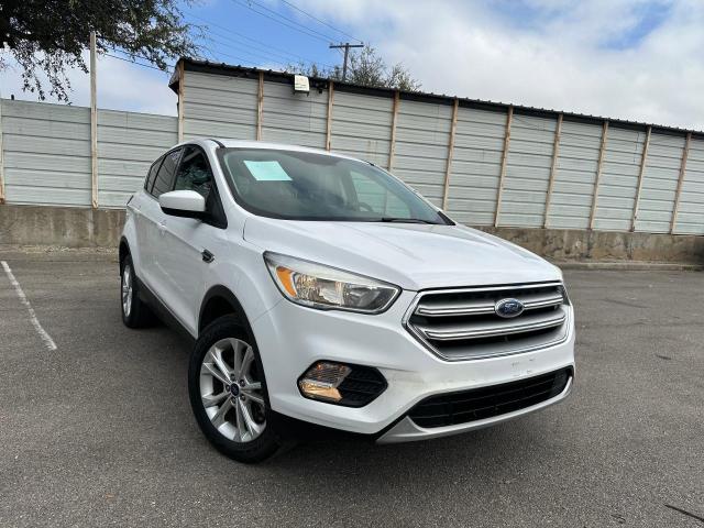 Изображение 1 2017 FORD ESCAPE SE 2017 с VIN 1FMCU9GDXHUE76707
