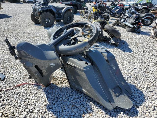 Image 2 of 2018 HARLEY-DAVIDSON FLHXS STREET GLIDE SPECIAL 2018 with VIN 1HD1KRC1XJB646982