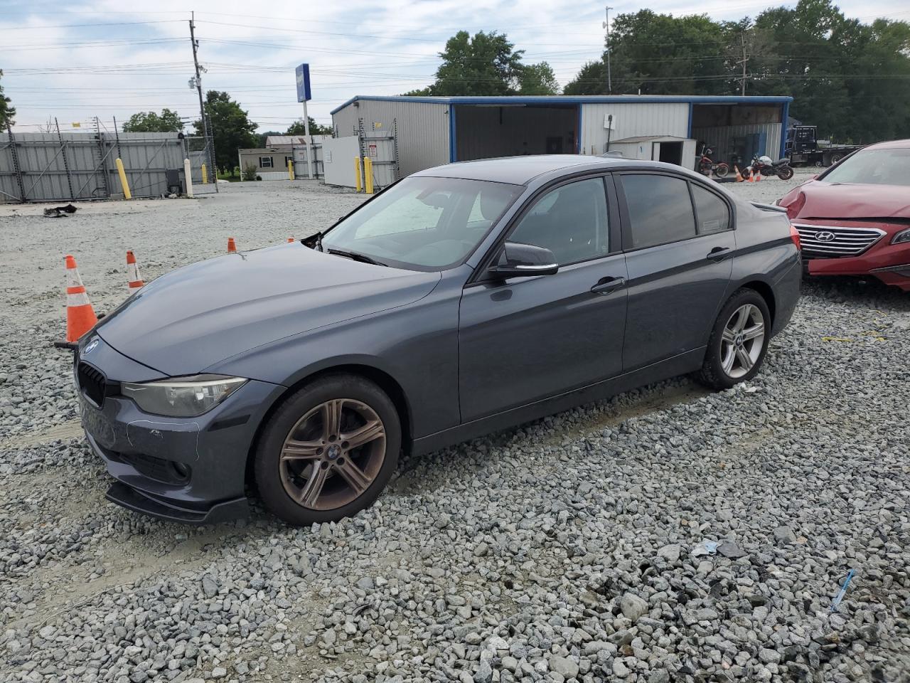 Obraz 1 z Bmw 320 I 2014 z VIN WBA3B1C56EPV79799