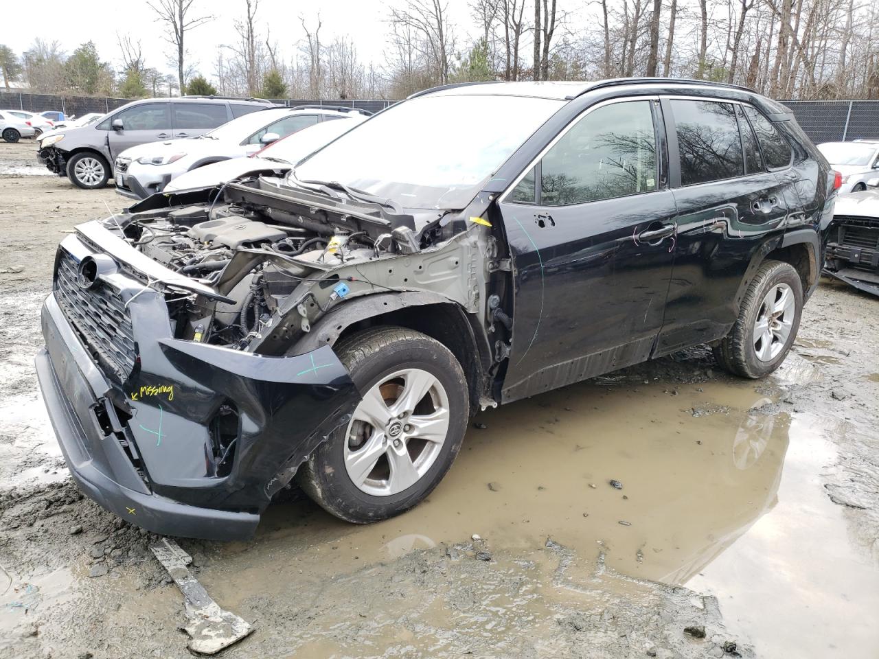Image 1 of 2019 TOYOTA RAV4 XLE 2019 with VIN JTMW1RFV2KD002682
