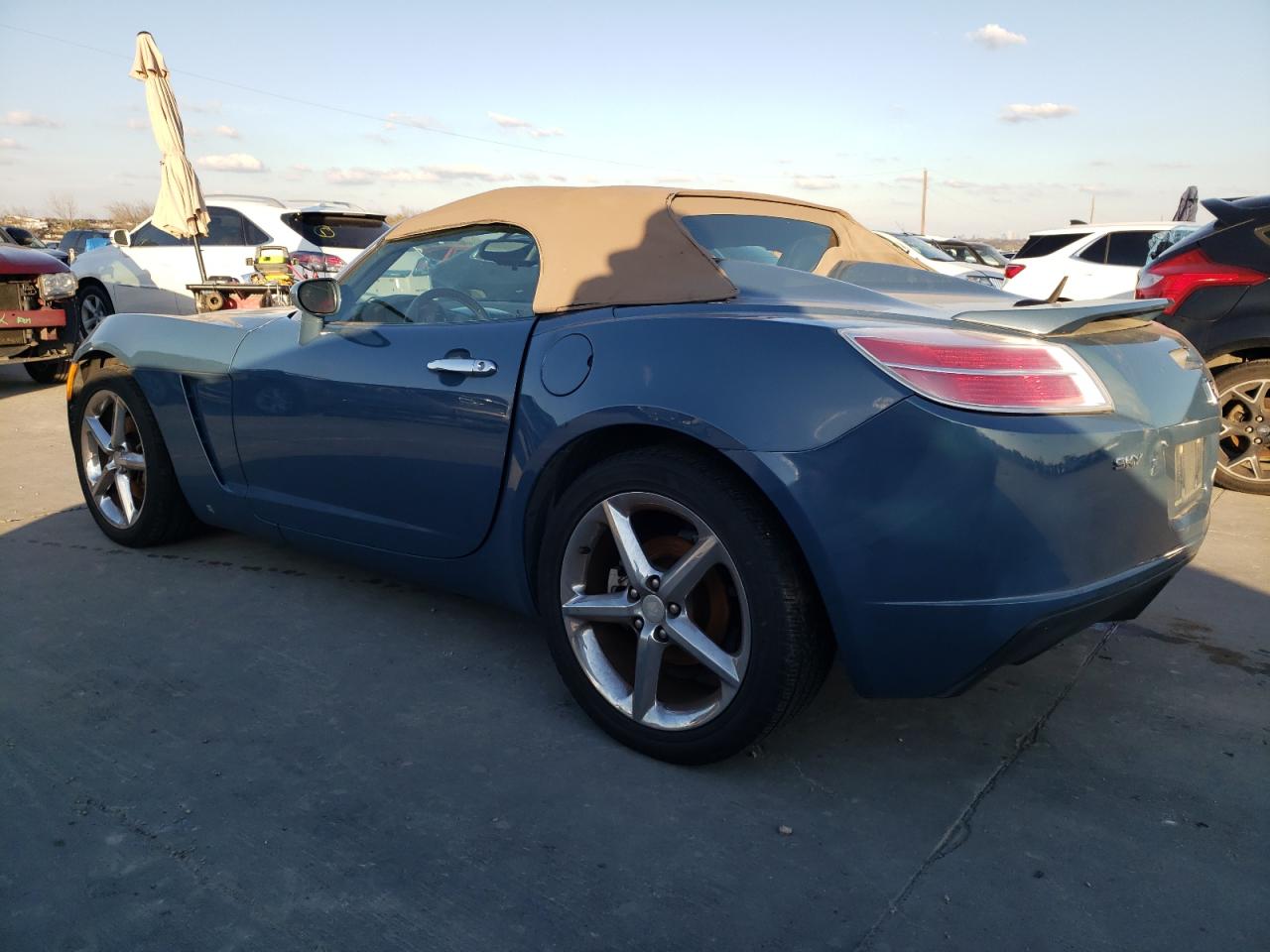 Obraz 2 z 2007 SATURN SKY  2007 z VIN 1G8MB35B97Y130856