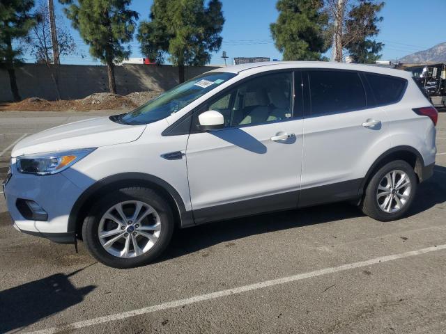 Image 1 of 2019 FORD ESCAPE SE 2019 with VIN 1FMCU0GDXKUB86762