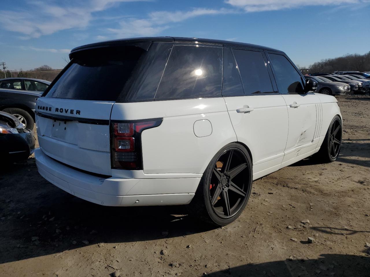 Obraz 3 z 2015 LAND ROVER RANGE ROVER SUPERCHARGED 2015 z VIN SALGS2TF9FA204473