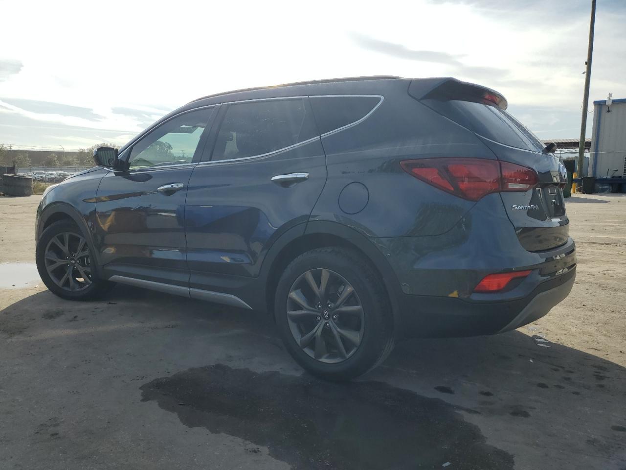 Image 2 of 2018 HYUNDAI SANTA FE SPORT  2018 with VIN 5XYZW4LA9JG571273