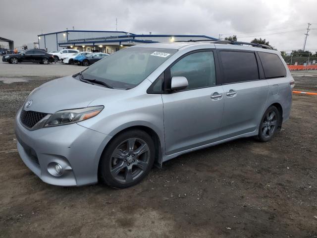 Image 1 of 2017 TOYOTA SIENNA SE 2017 with VIN 5TDXZ3DC9HS766473