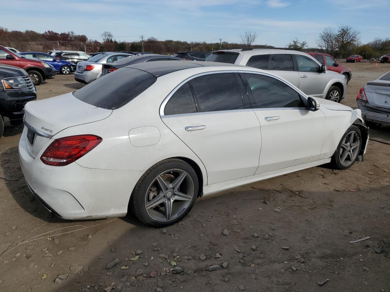 Изображение 3 2015 MERCEDES-BENZ C 300 4MATIC 2015 с VIN 55SWF4KB9FU018780