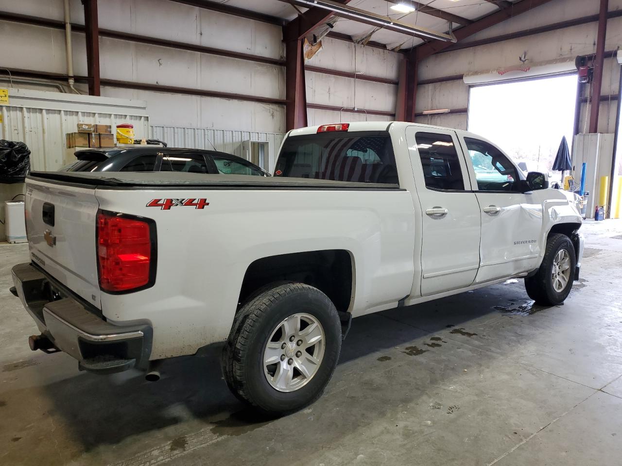 Obraz 3 z 2018 CHEVROLET SILVERADO K1500 LT 2018 z VIN 1GCVKRECXJZ313920