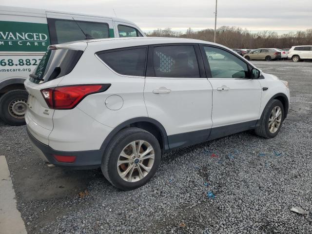 Image 3 of 2019 FORD ESCAPE SE 2019 with VIN 1FMCU0GD5KUA65380